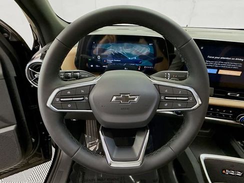 New 2026 Chevrolet Equinox ACTIV w/ Convenience Package III image 12