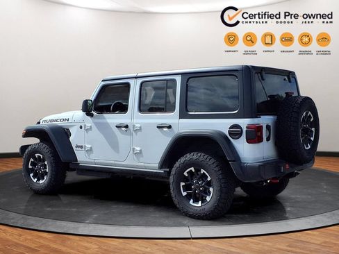 Certified 2026 Jeep Wrangler Unlimited Rubicon AWD/4WD image 17