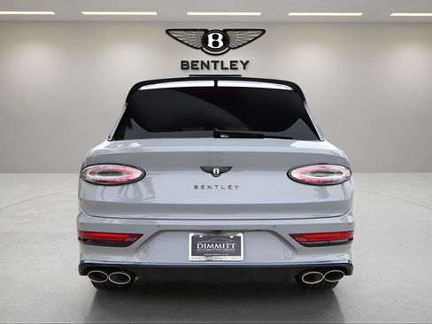 New 2026 Bentley Bentayga Speed AWD/4WD image 8