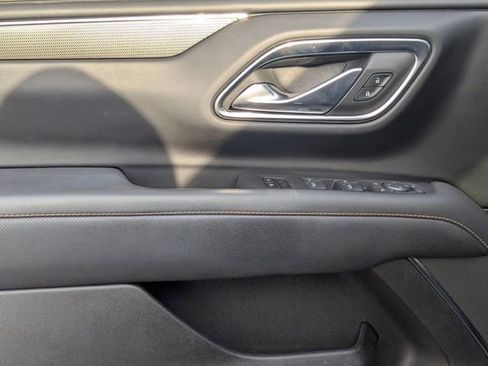 Used 2023 GMC Yukon AT4 w/ LPO, Floor Liner Package image 12