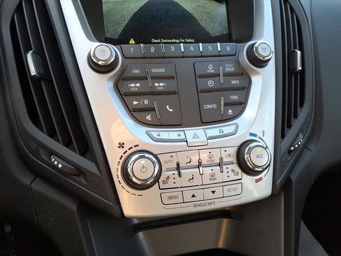 Used 2013 Chevrolet Equinox LT FWD image 15