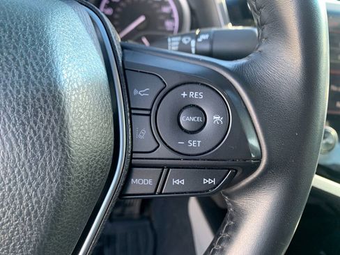 Used 2018 Toyota Camry SE image 29