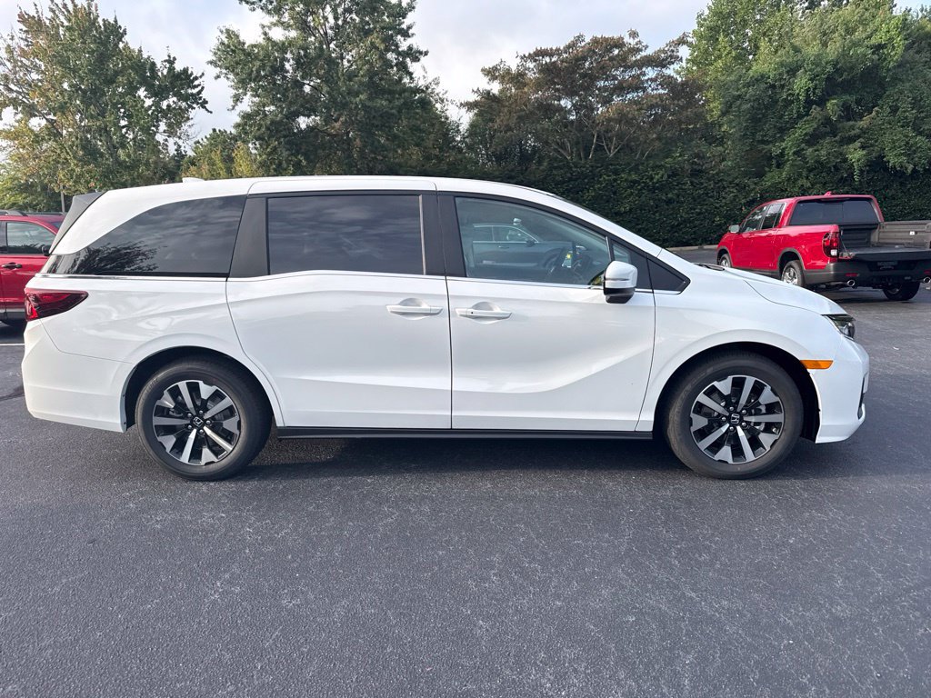 New 2027 Honda Odyssey EX-L image 2