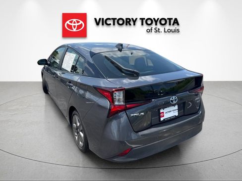 Used 2022 Toyota Prius XLE FWD image 5