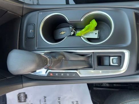 Used 2024 Chevrolet Equinox LT w/ LPO, Floor Liner Package image 18