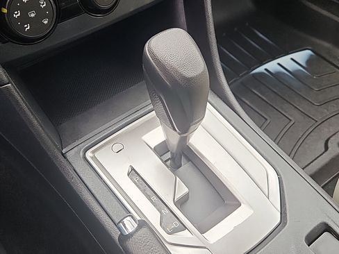 Used 2018 Subaru Impreza 2.0i image 14