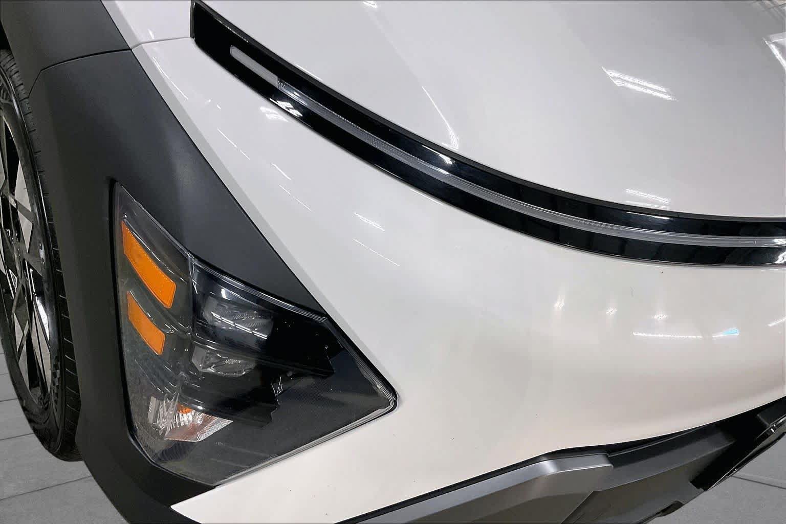 Used 2024 Hyundai Kona SEL AWD/4WD image 27