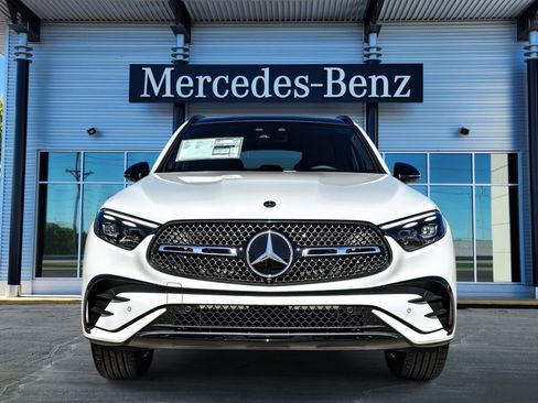 New 2026 Mercedes-Benz GLC 300 4MATIC image 2