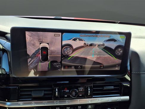 New 2026 Nissan Pathfinder SL AWD/4WD image 35