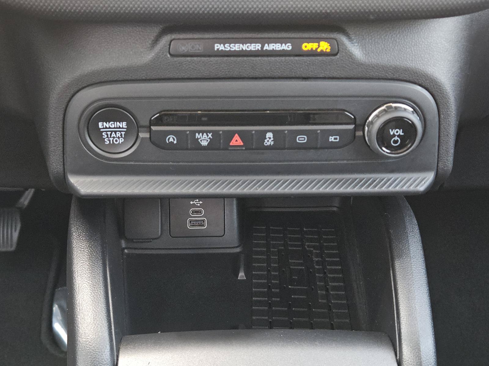 Used 2025 Ford Bronco Sport Big Bend AWD/4WD image 14