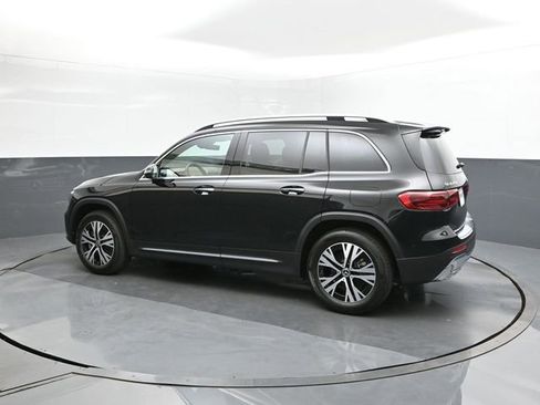 New 2025 Mercedes-Benz GLB 250 image 5