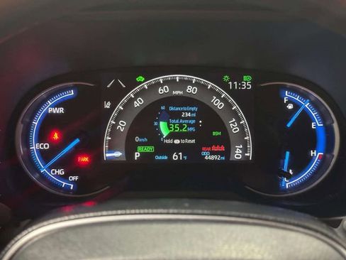 Used 2019 Toyota RAV4 Limited image 14