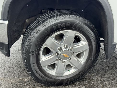 Used 2021 Chevrolet Silverado 2500 LTZ image 40