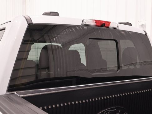 Certified 2022 Ford F150 XLT w/ Equipment Group 302A High image 39