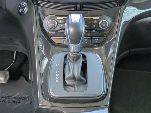 Used 2016 Ford Escape Titanium w/ Equipment Group 301A AWD/4WD image 15