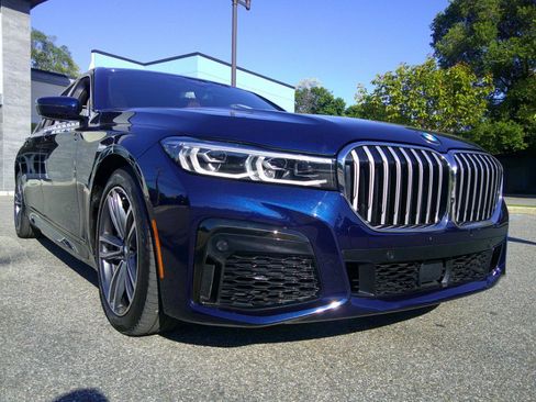 Used 2021 BMW 750i xDrive w/ Luxury Rear Seating Package AWD/4WD image 62