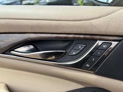 Used 2016 Cadillac CTS Luxury RWD image 23