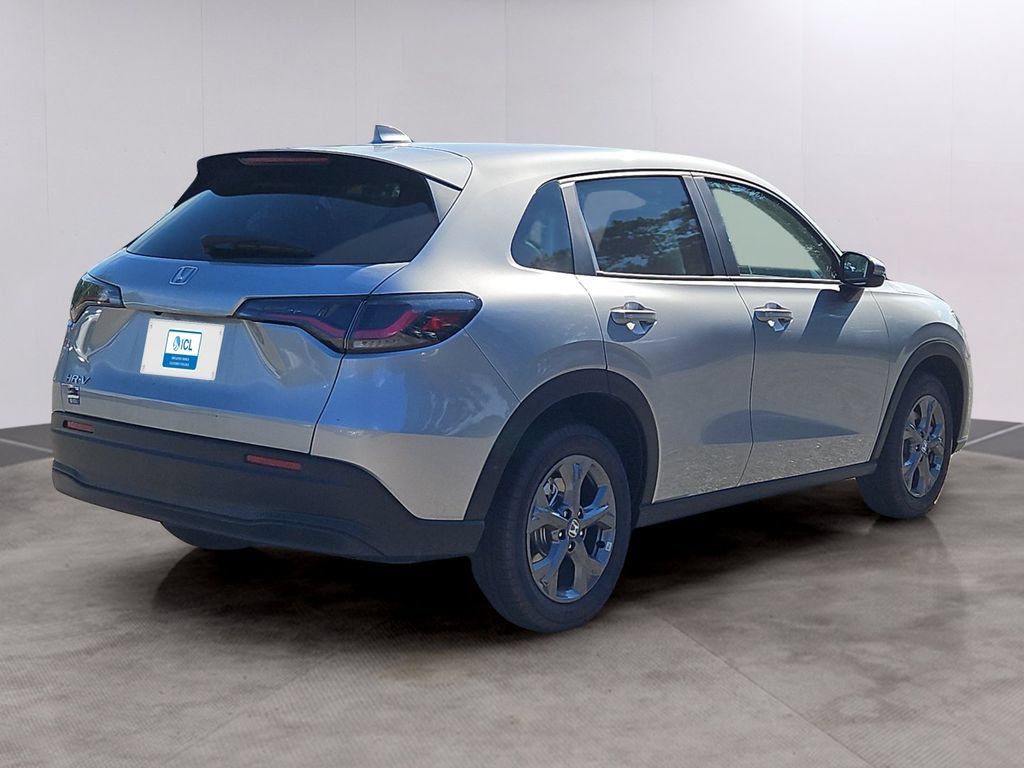 New 2027 Honda HR-V LX image 3