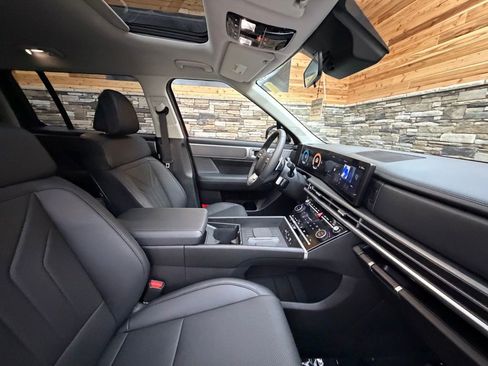 Used 2025 Hyundai Santa Fe XRT image 14