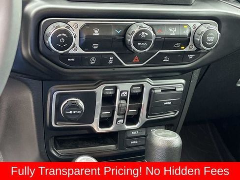 Used 2023 Jeep Wrangler Unlimited Sport AWD/4WD image 29