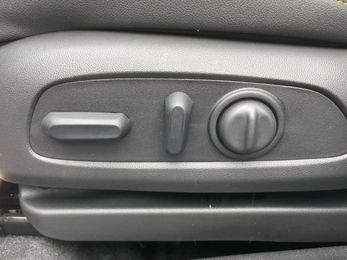 New 2026 Chevrolet TrailBlazer ACTIV w/ Convenience Package image 12