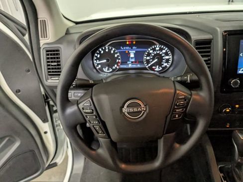 Used 2024 Nissan Frontier S w/ Technology Package RWD image 14