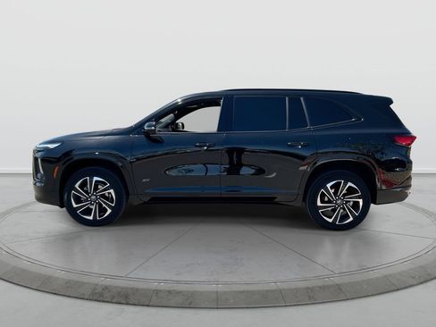 Used 2025 Buick Enclave Sport Touring FWD image 5