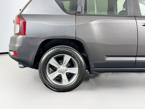 Used 2016 Jeep Compass High Altitude AWD/4WD image 40