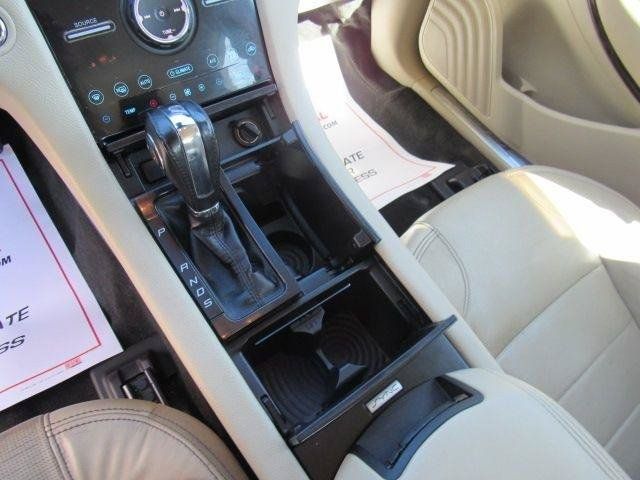 Used 2017 Ford Taurus Limited FWD image 11