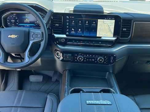 New 2026 Chevrolet Silverado 3500 High Country w/ High Country Premium Package AWD/4WD image 18
