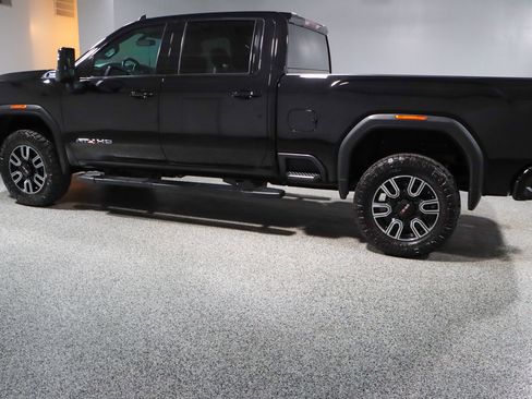 Used 2021 GMC Sierra 2500 AT4 image 10