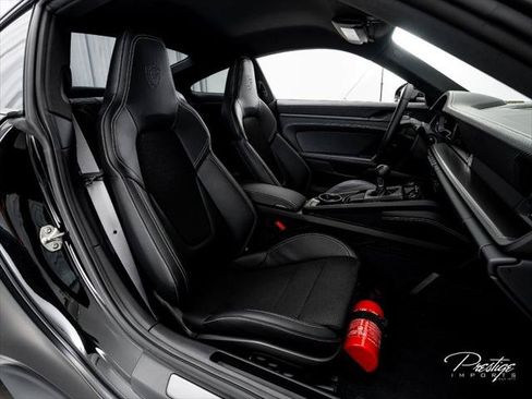 Used 2026 Porsche 911 GT3 RWD image 38