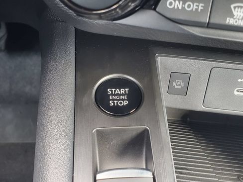 Used 2026 Nissan Kicks SV w/ Charging Package FWD image 19
