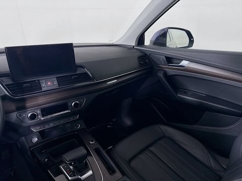 Certified 2023 Audi Q5 Premium w/ Convenience Package AWD/4WD image 22