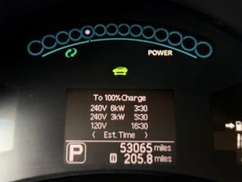Used 2017 Nissan Leaf SL w/ Premium Package FWD image 35