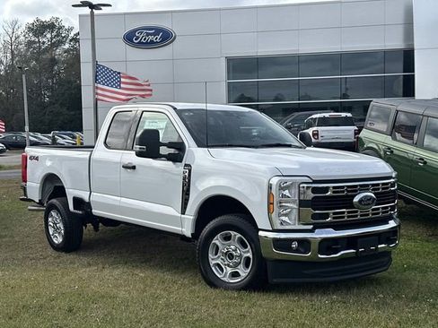 New 2026 Ford F350 XLT image 10