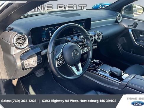 Used 2023 Mercedes-Benz CLA 250 image 12