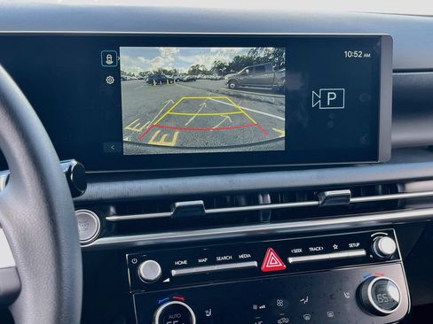 Used 2026 Hyundai Santa Cruz SEL FWD image 13