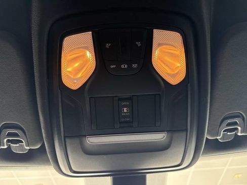 Used 2020 RAM 1500 Big Horn AWD/4WD image 75
