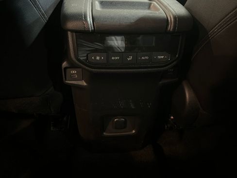 Used 2025 Toyota Grand Highlander FWD image 24