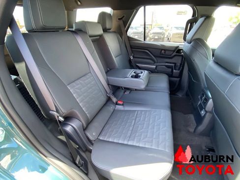New 2026 Toyota 4Runner TRD Off-Road Premium w/ Tow Technology Package AWD/4WD image 18