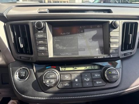 Used 2016 Toyota RAV4 XLE w/ Convenience Package AWD/4WD image 18