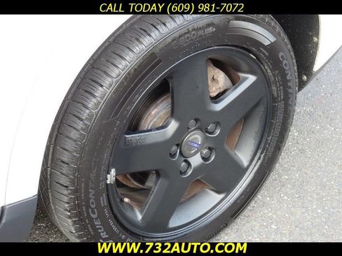 Used 2007 Volvo V50 T5 image 15