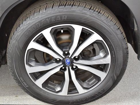 Used 2022 Subaru Forester Limited image 60