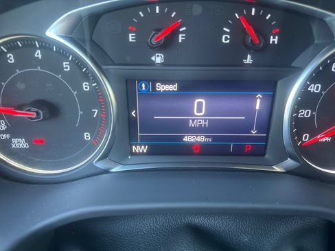 Used 2023 GMC Acadia SLE w/ Driver Convenience Package AWD/4WD image 17