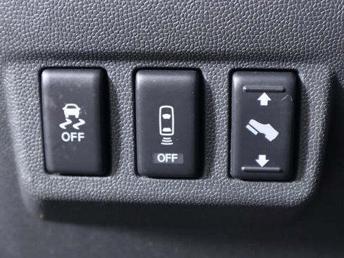 Used 2014 Nissan Titan PRO-4X image 10