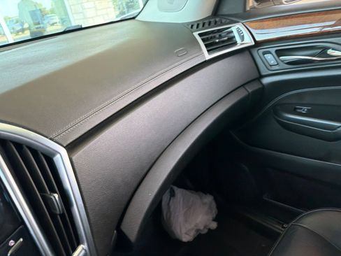 Used 2015 Cadillac SRX Luxury FWD image 25