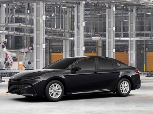 New 2026 Toyota Camry LE FWD image 2
