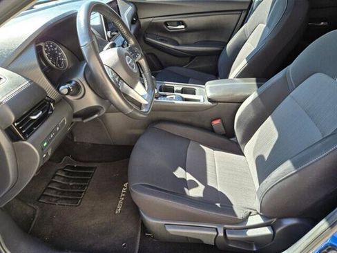 Used 2021 Nissan Sentra SV image 6