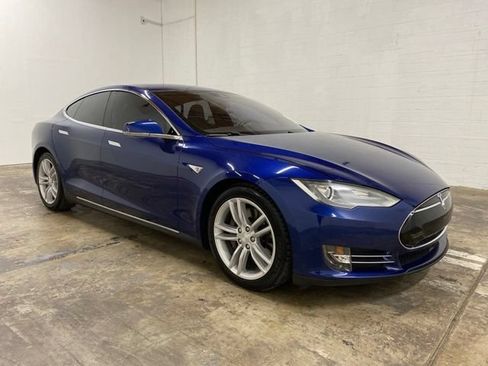 Used 2016 Tesla Model S 70D AWD/4WD image 7